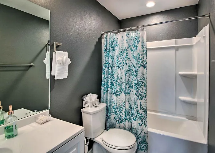 5 Mi To Spring Training! Family Haven In Glendale Ferienhaus *